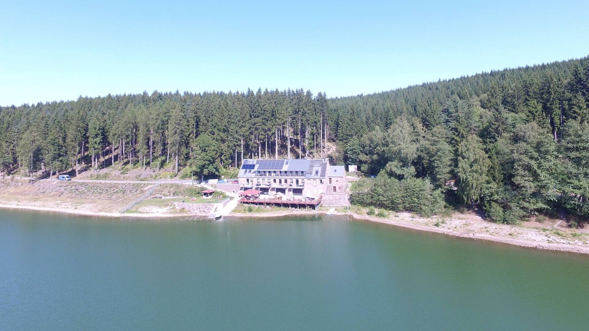 Frankenhain House | Holidayhaus Lütsche - FeWo Schmücke - right on the reservoir