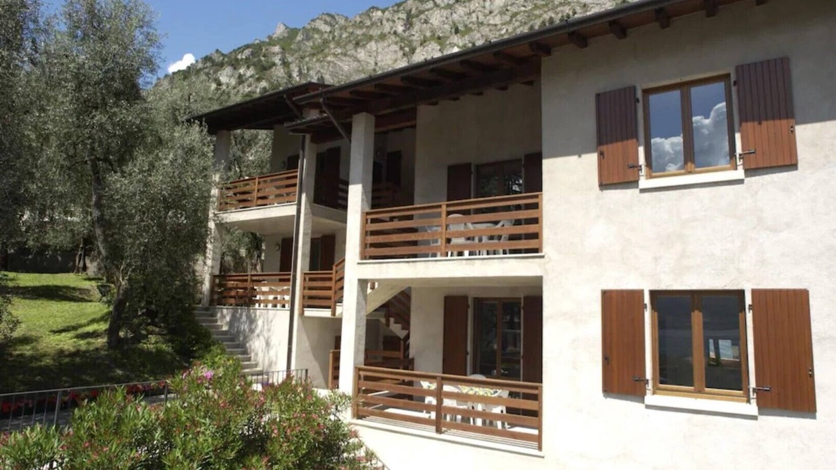 Limone sul Garda Apartment | Holidays apartment in Limone sul Garda - ground floor, right side