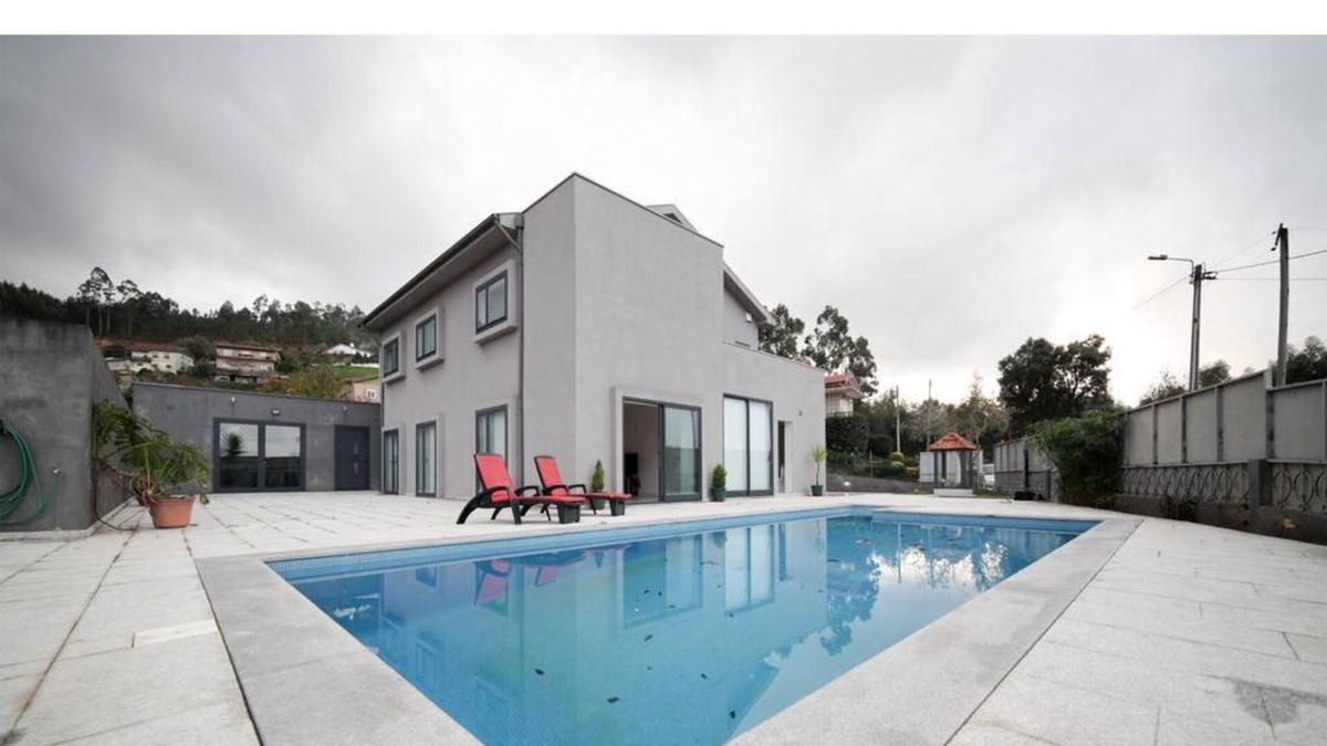 Santo Tirso House | Holidays - Casa da Reguenga
