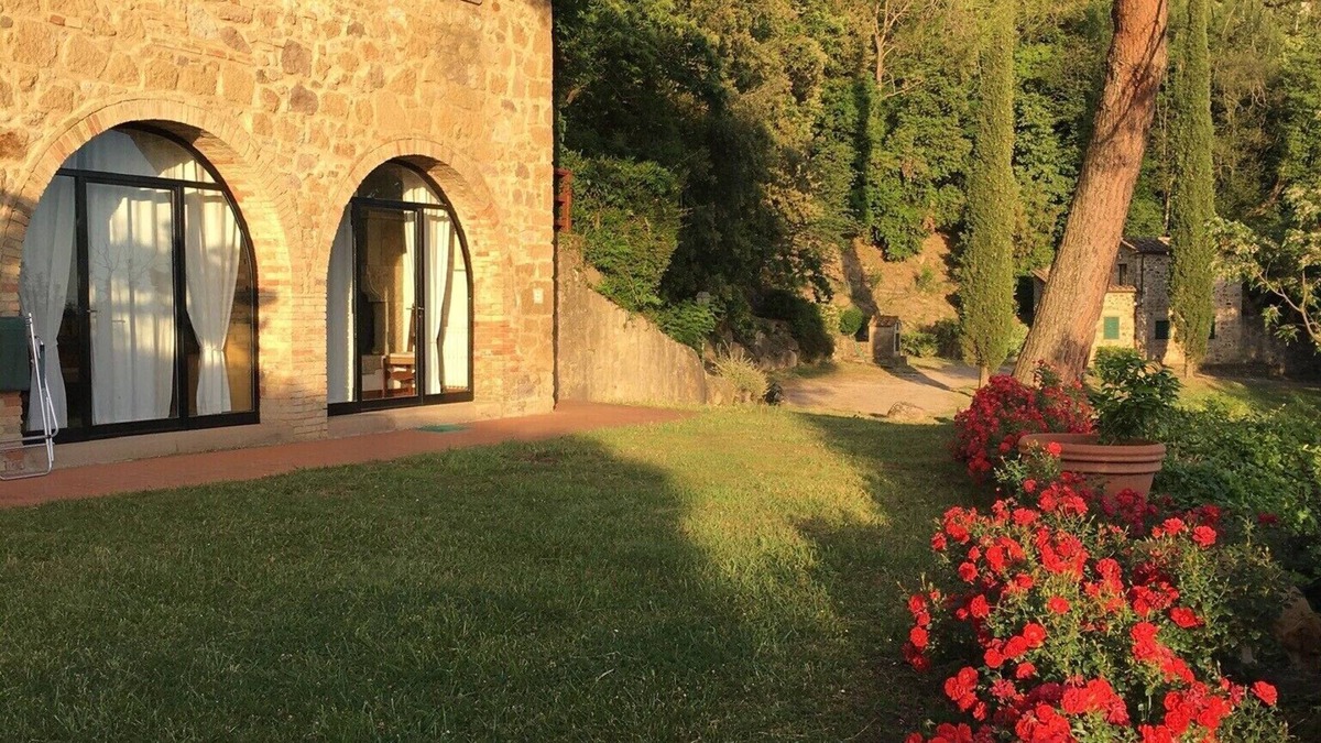 Roccastrada Apartment | HOLIDAYS IN AN ANCIENT TUSCAN FARM - THE ARCHES