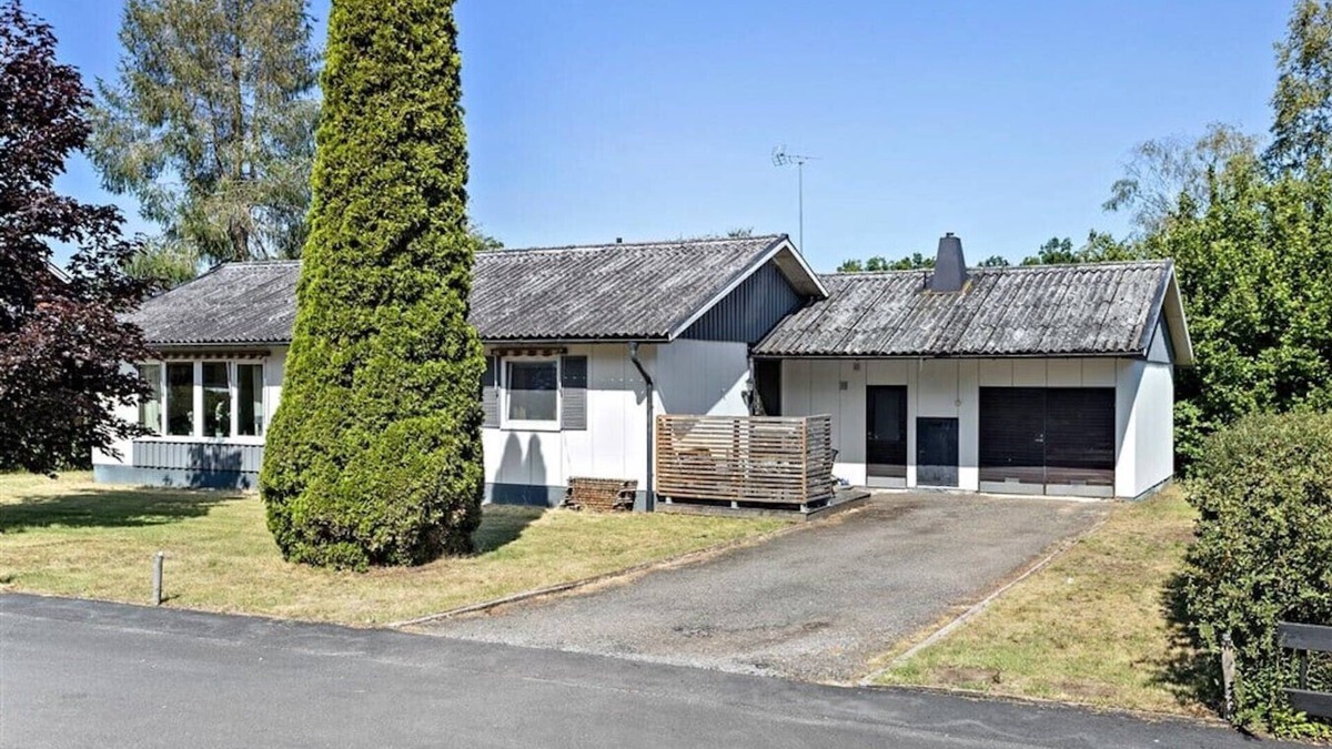 Vissefjaerda House | Holidays in beautiful Vissefjärda, not far from the golf course and lake