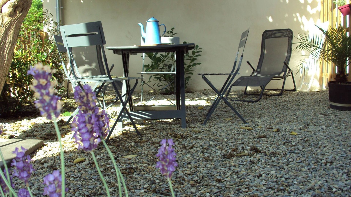 Sarrians Cottage | Holidays in Provence