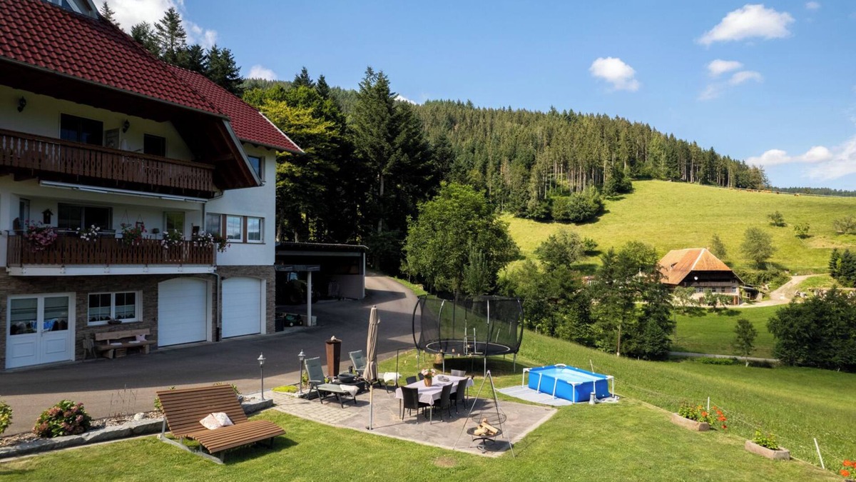 Hofstetten Other | Holidays on the Oberhubhof, overlooking the valley and the playground.
