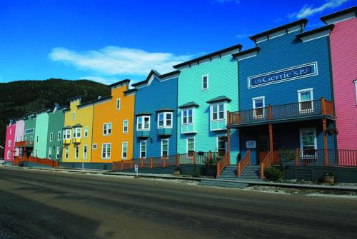 Dawson City Hotel | Holland America Dawson City Inn