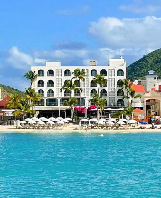Philipsburg Hotel | Holland House Beach Hotel