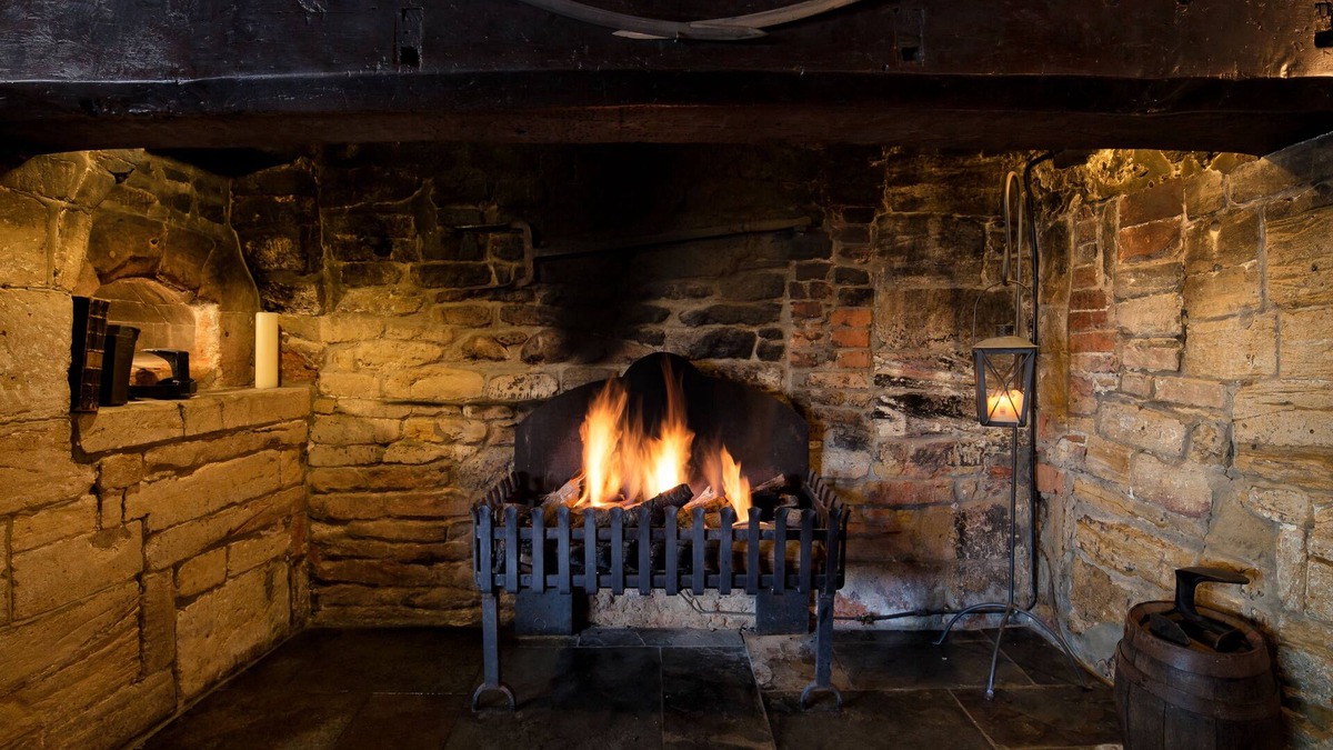 Norton Sub Hamdon Hotel | Hollies Hotel