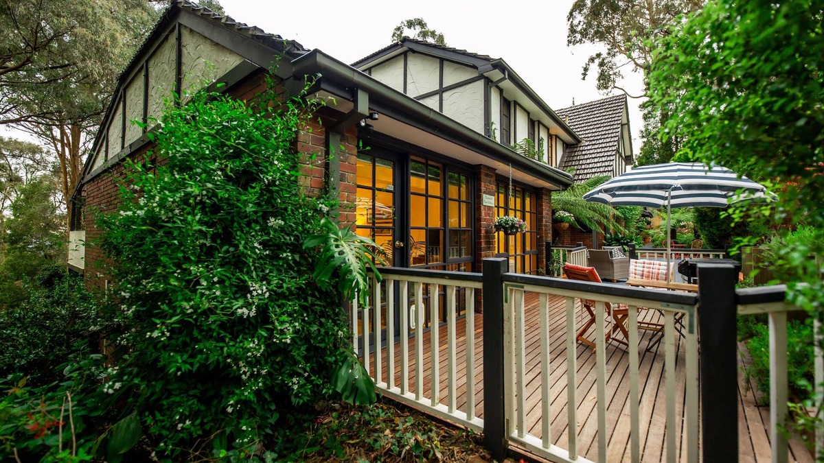 Kalorama Bed & Breakfast | Holly Lodge