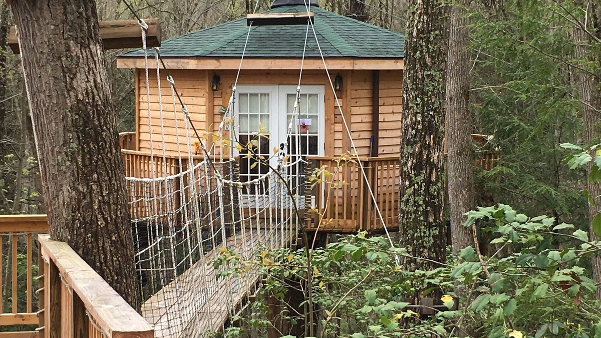 Hico Cabin | Holly Rock: Cozy Escape in the Treetops w/Hot Tub!