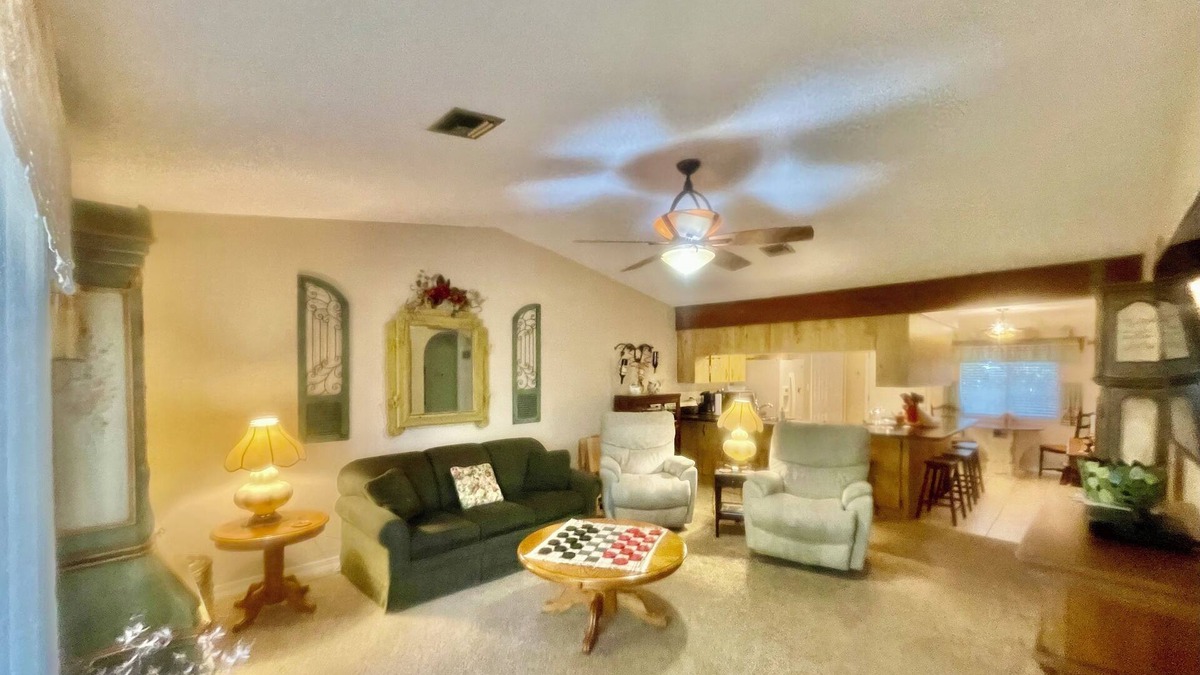 Mount Dora Cottage | Holly's Hideaway Mt Dora Charming 2/2 in Historic District