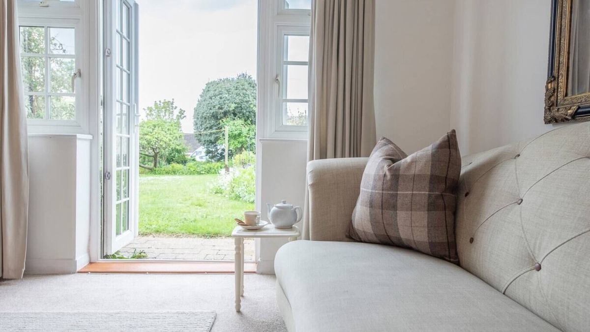 Wangford Apartment | Holly Tree Cottage, Wangford