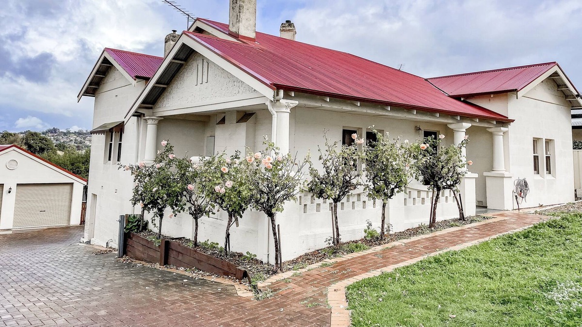 Mount Gambier House | Holly’s Retreat PET FRIENDLY