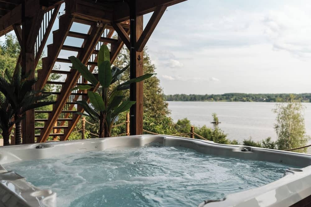 Grenville-sur-la-Rouge Ski Chalet | Hollywood/Private Beach/SPA/Games/16 P
