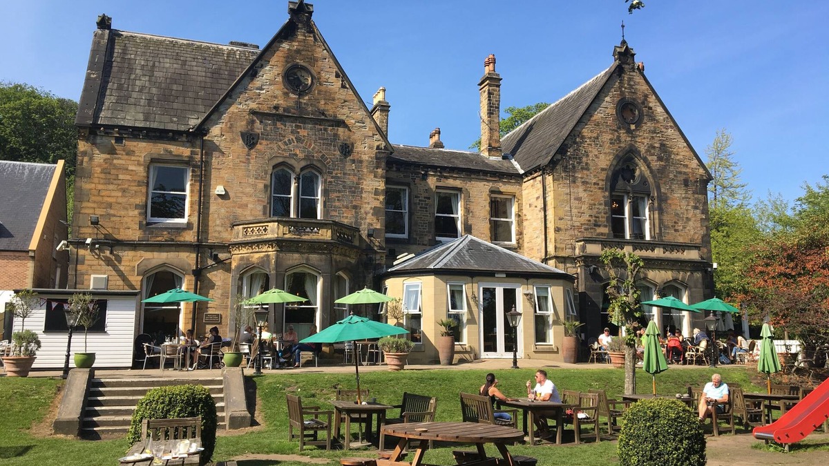 Wakefield Hotel | Holmfield Arms