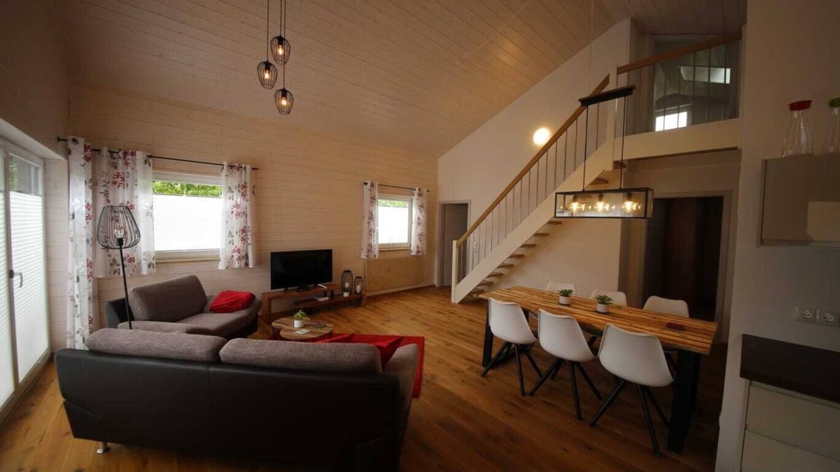 Kinding House | Holz Chalet, Ferienhaus 58
