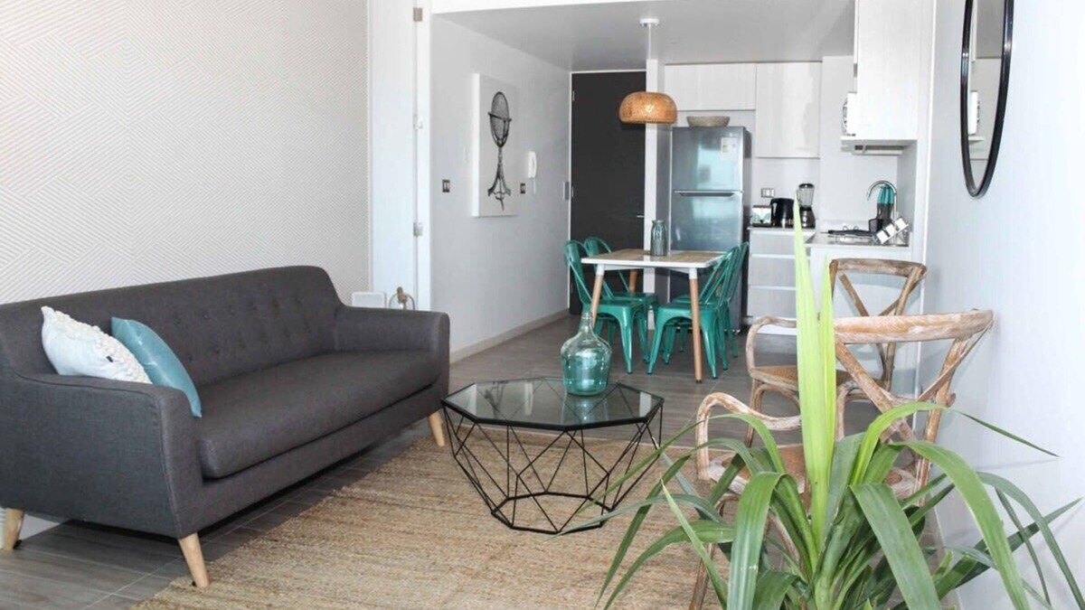 Antofagasta Apartment | HOM | Amplio 2D2B Parking y Terraza Vista al Mar PNM
