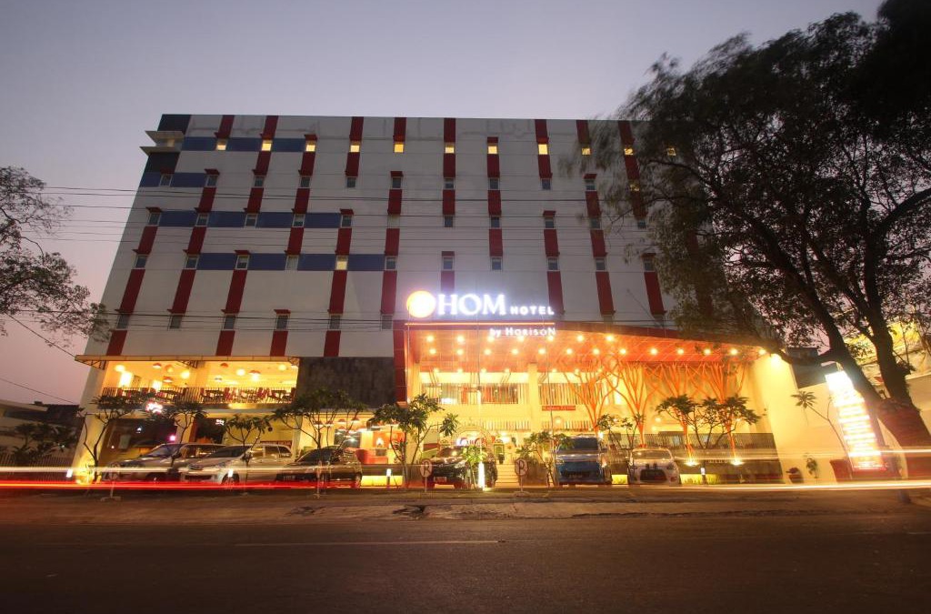 Kudus Hotel | @Hom Hotel Kudus by Horison Group