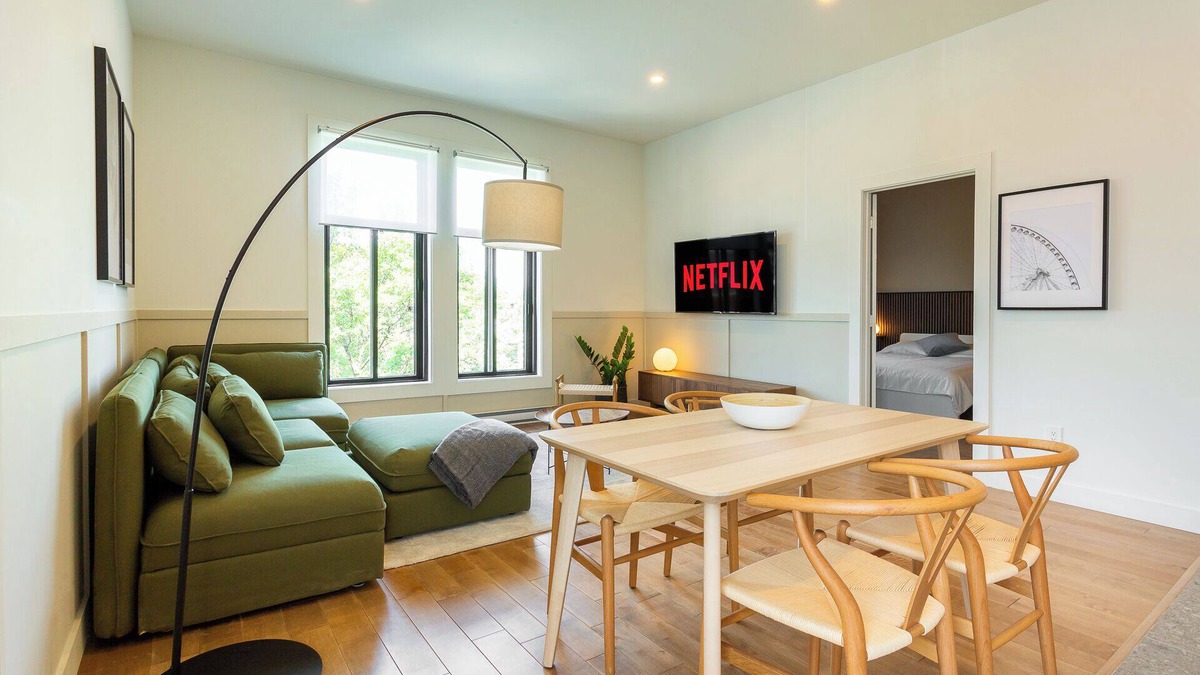 Hochelaga Apartment | HOMA-Comfort&Style-1BR-Spacious-Natural Light-FeelHome-A/C-SelfCheckIn-Metro