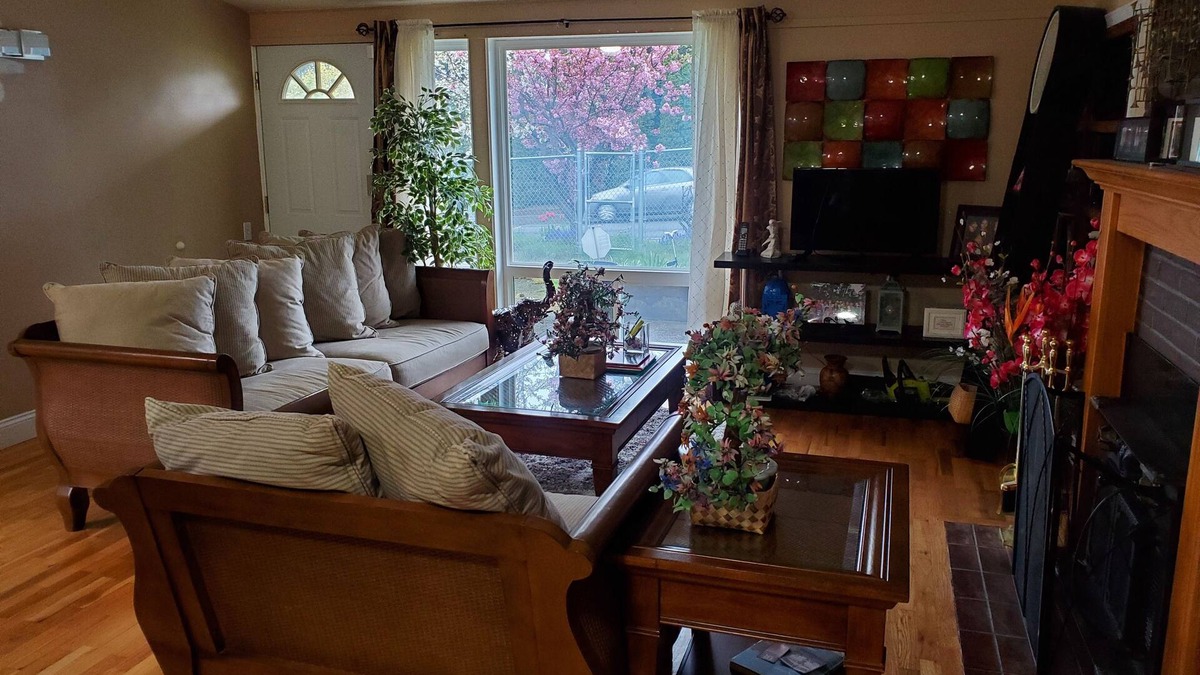 SeaTac House | Home 5-7 minutes from Sea-Tac airport,