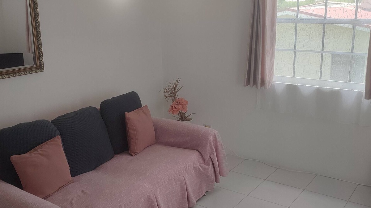 Ealing Park Apartment | Home away from Home