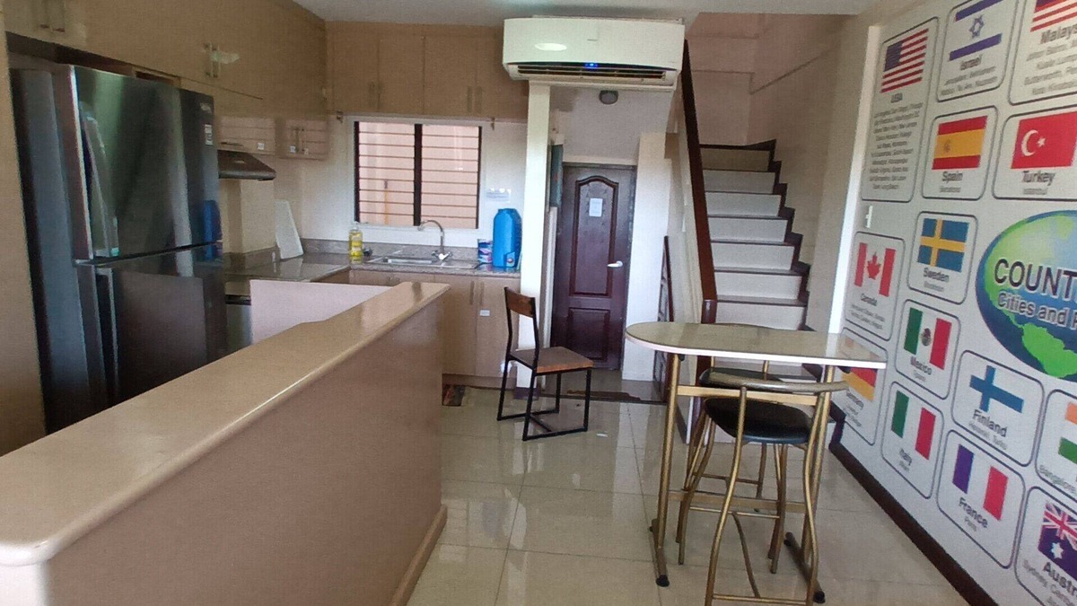 Basak House | Home away from home. Minutes away to beach resorts around Mactan Island.