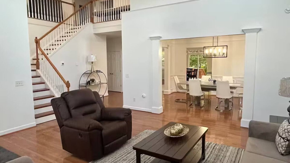 McLeansville House | Home away from home