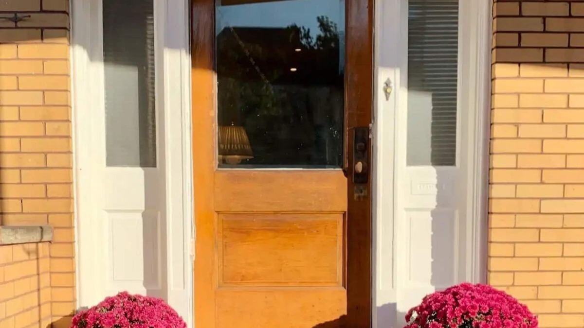 Sewickley House | Home away from home! Amenity-filled 3BR, 1.5BA home in Sewickley Village
