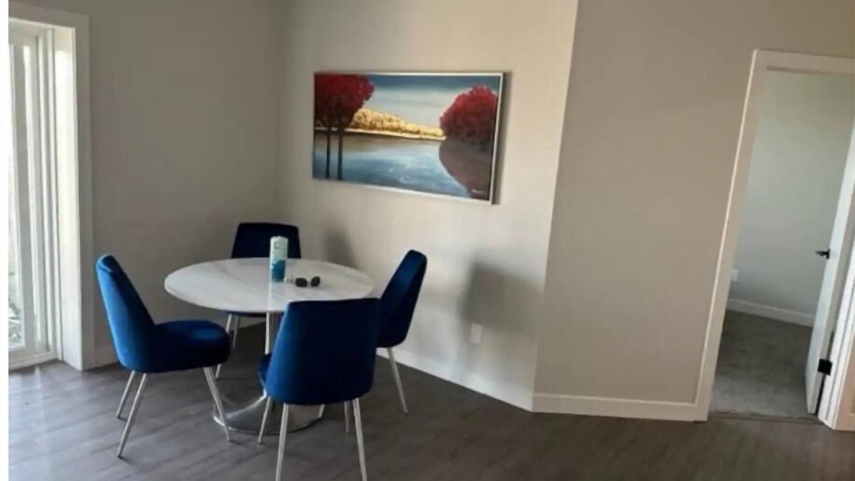 Winnipeg House | Home Away From Home:Brand new,Quite, cozy two bed rooms separate accommodation