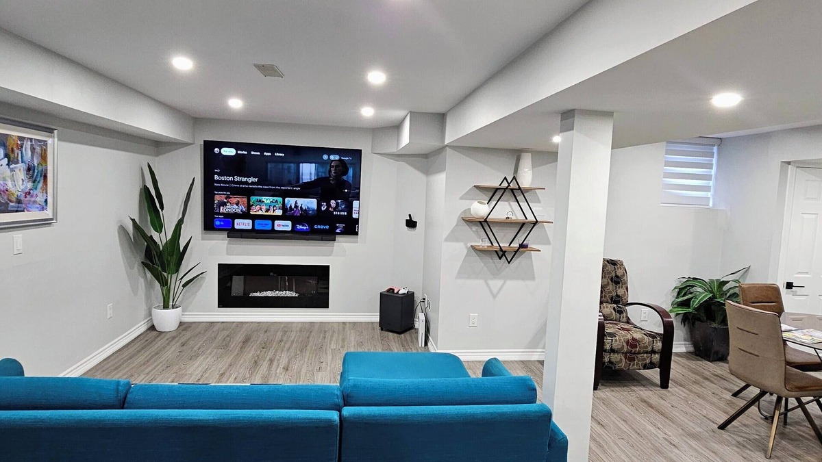 Halton Regional Municipality Apartment | Home Away from Home