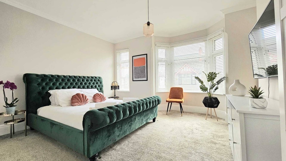 Coventry House | Home Away from Home