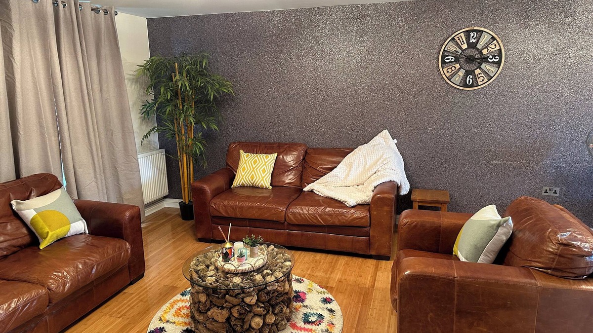 Whittington Apartment | Home away from Home!