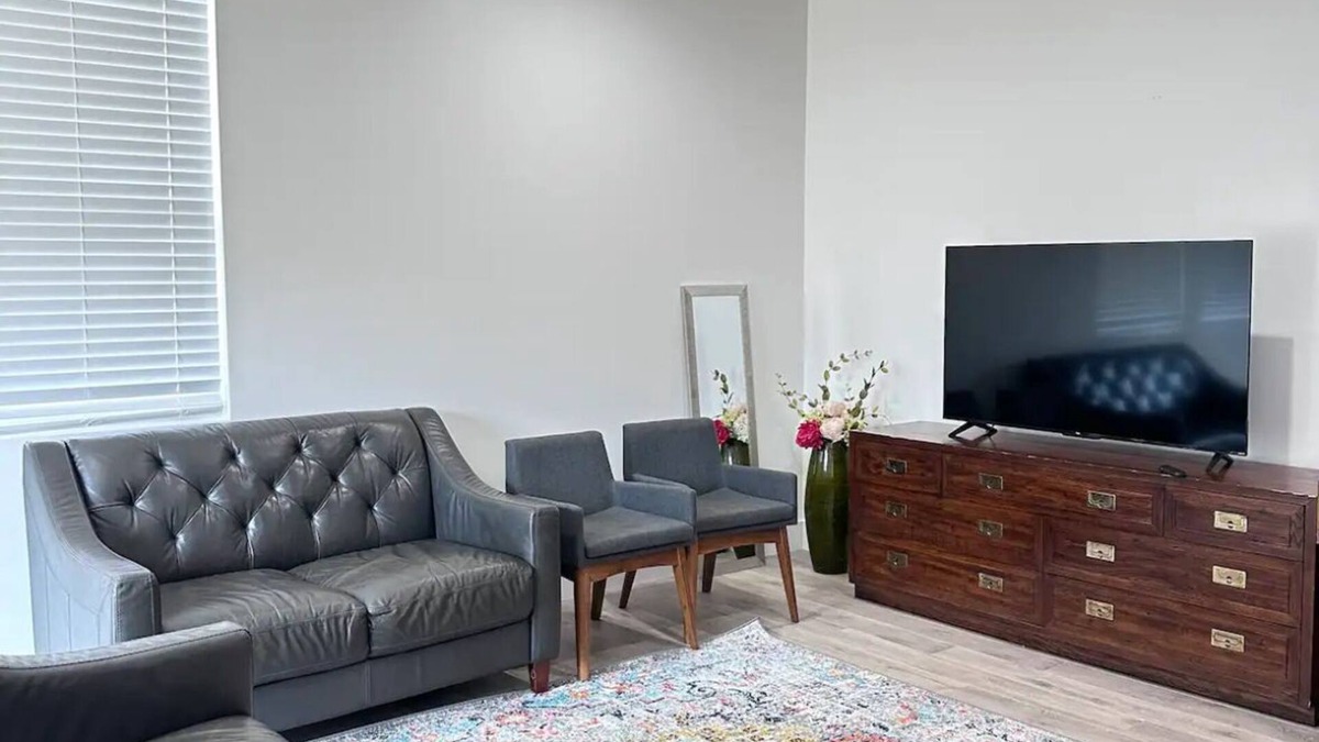 Duncan House | Home away from home in Duncan