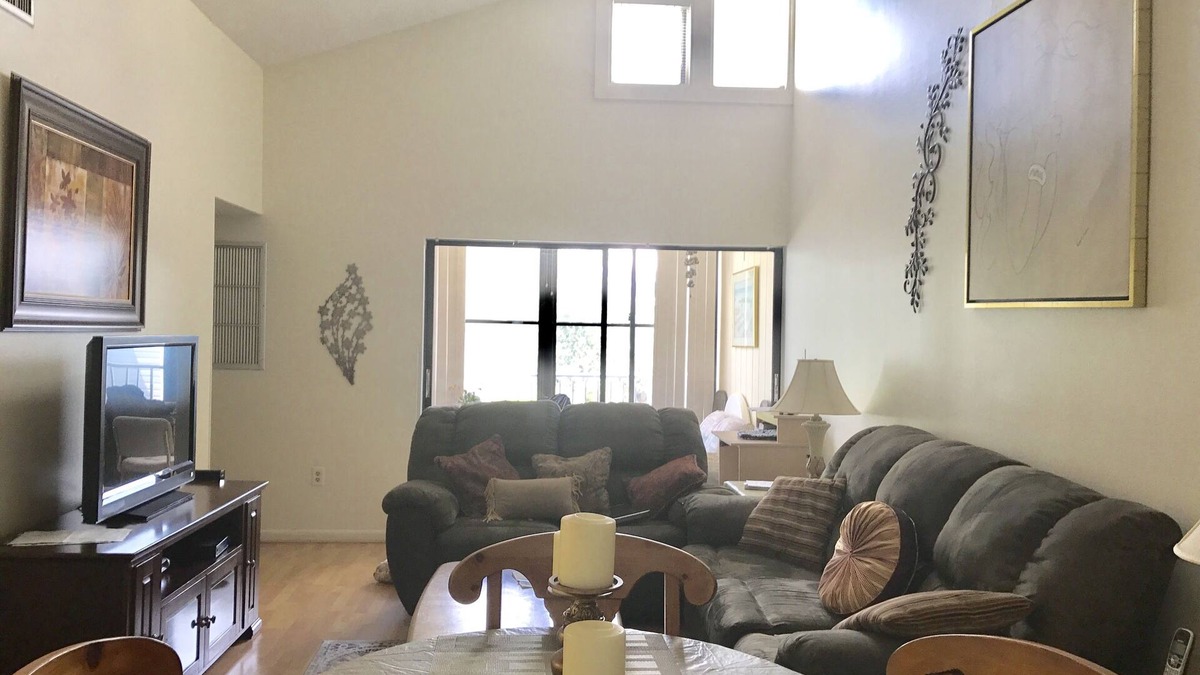 Ventura Condo | Home away from Home Luxury 2 bed/2bath Country Club Condo