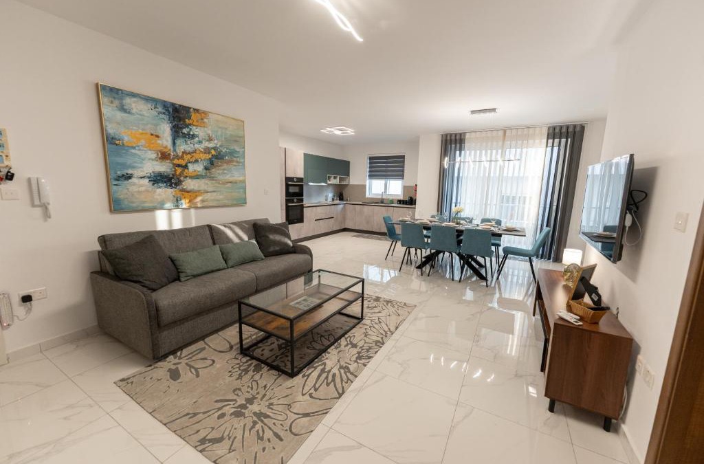 Ta' Pennellu Apartment | Home away from Home
