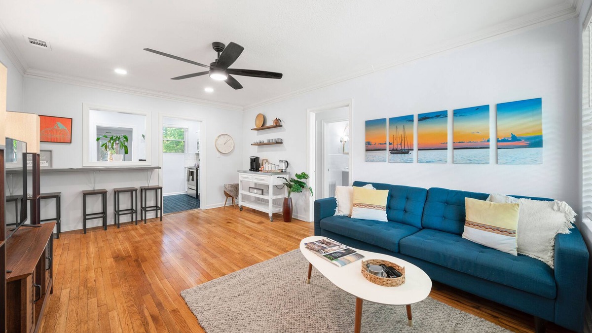 Midtown House | Home away from home! Traveling for work?