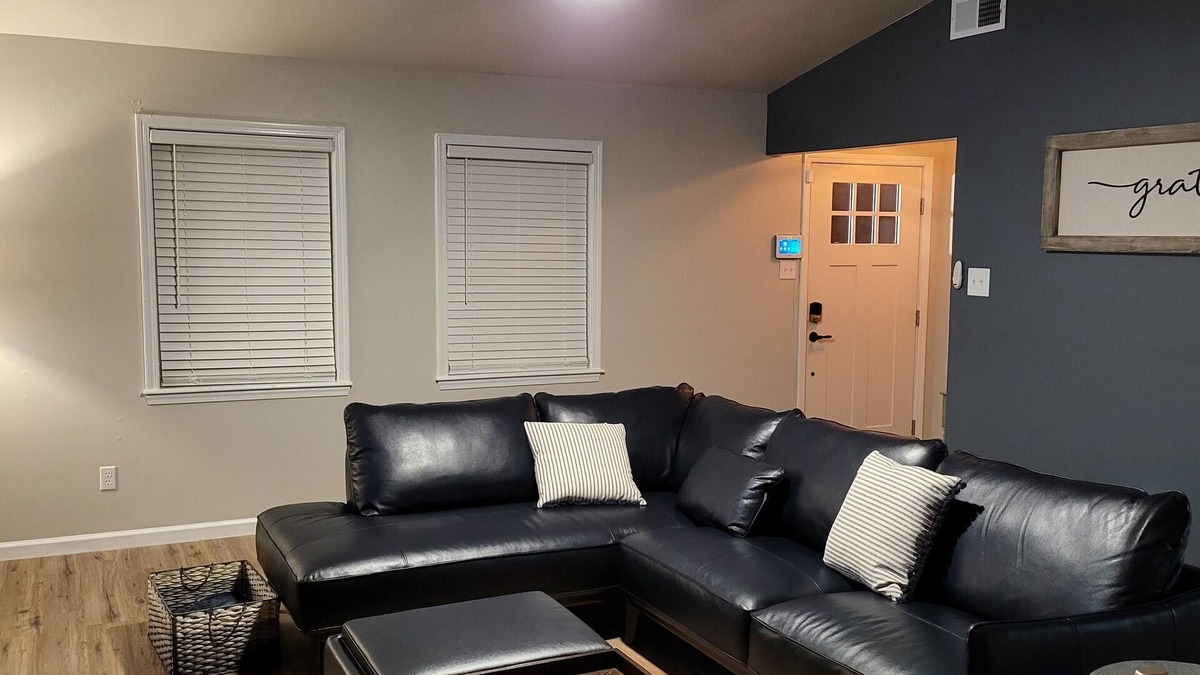 Blytheville House | Home Away From Home, Cozy Grounds, Minutes From the Excitements.