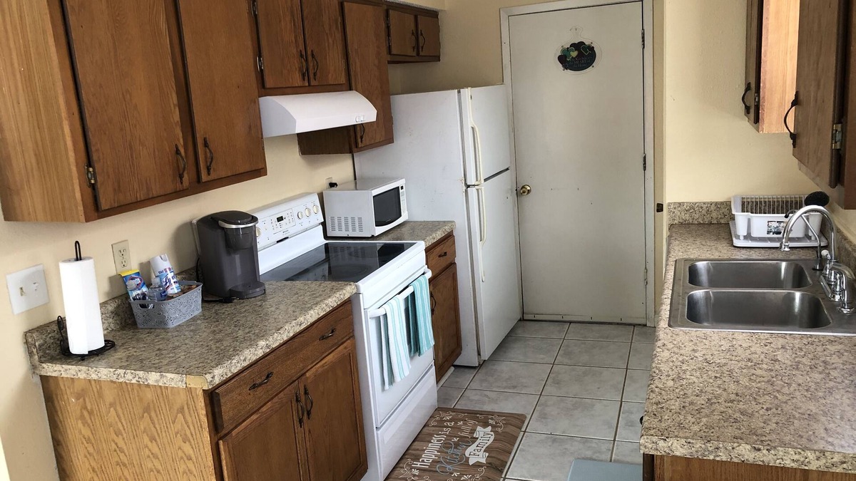 Woodmere House | Home Away From Home