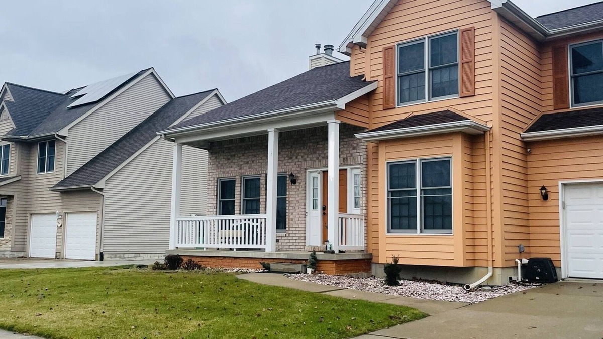 Lansing House | Home Away From Home