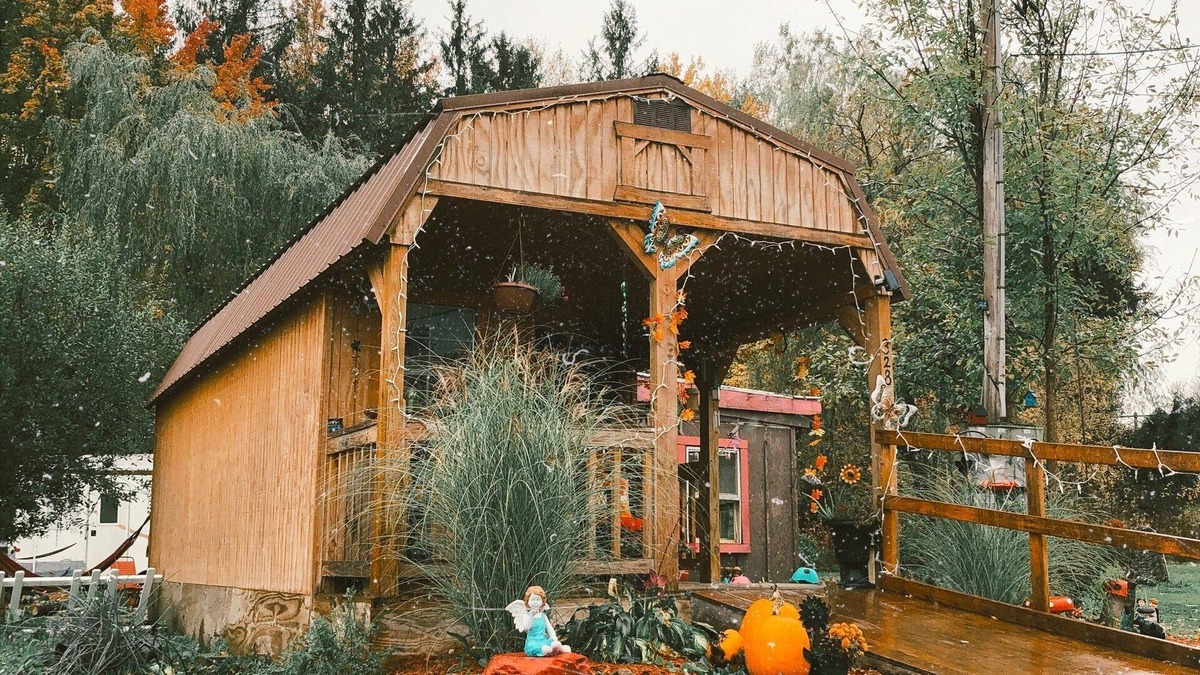 Maple View Cabin | Home away from Home