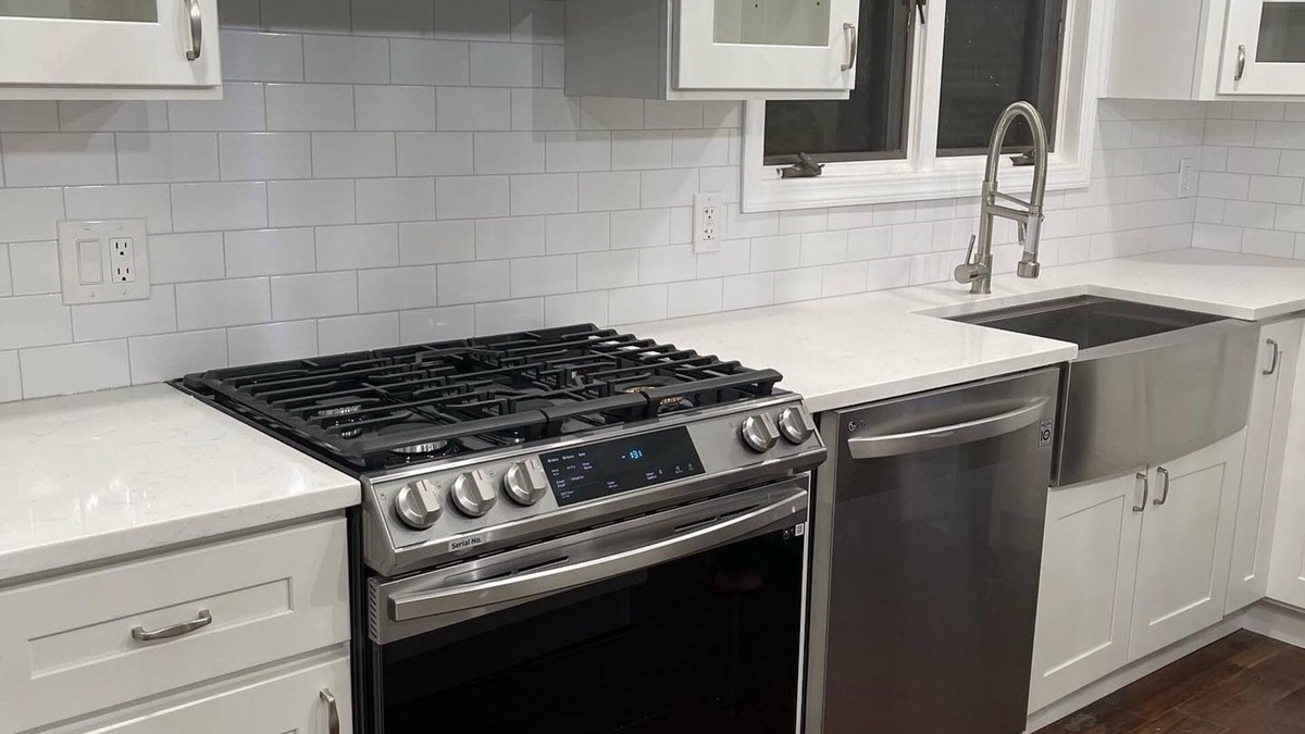 Rahway House | Home Away From Home!