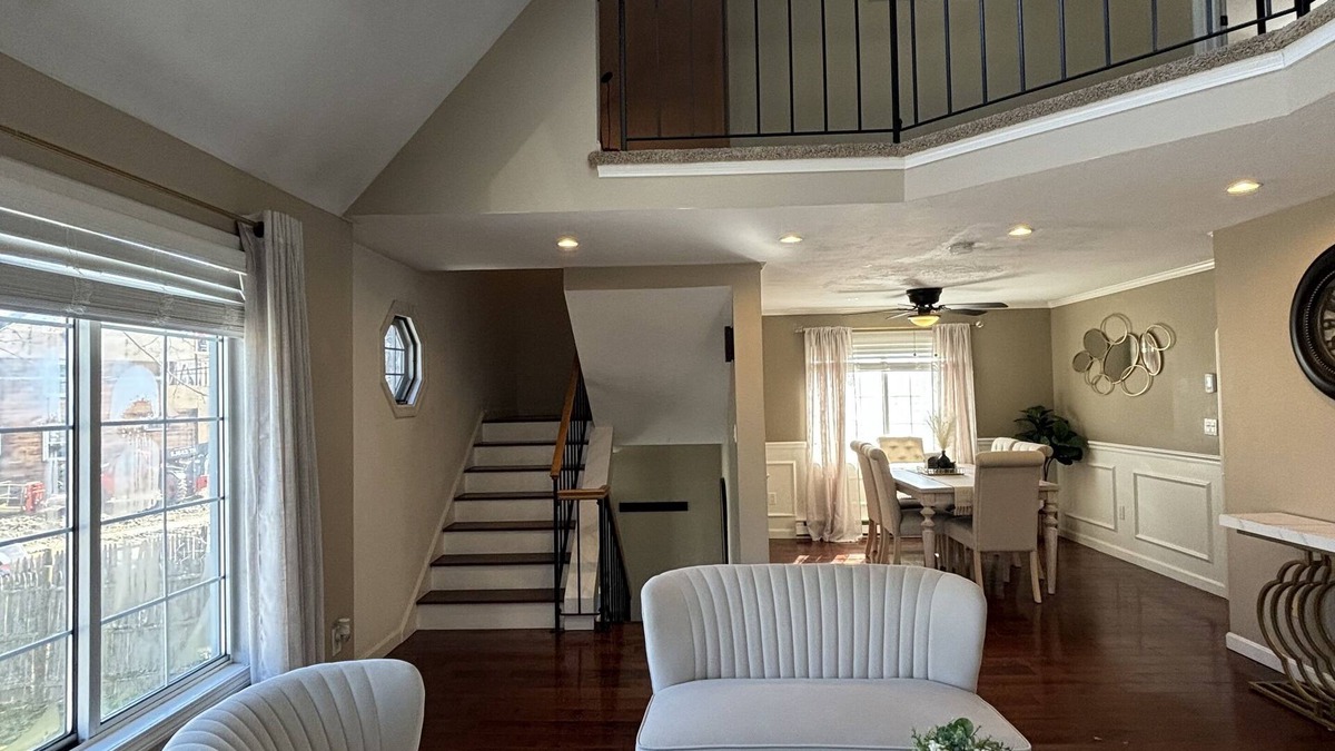 Worcester House | Home Away from Home!