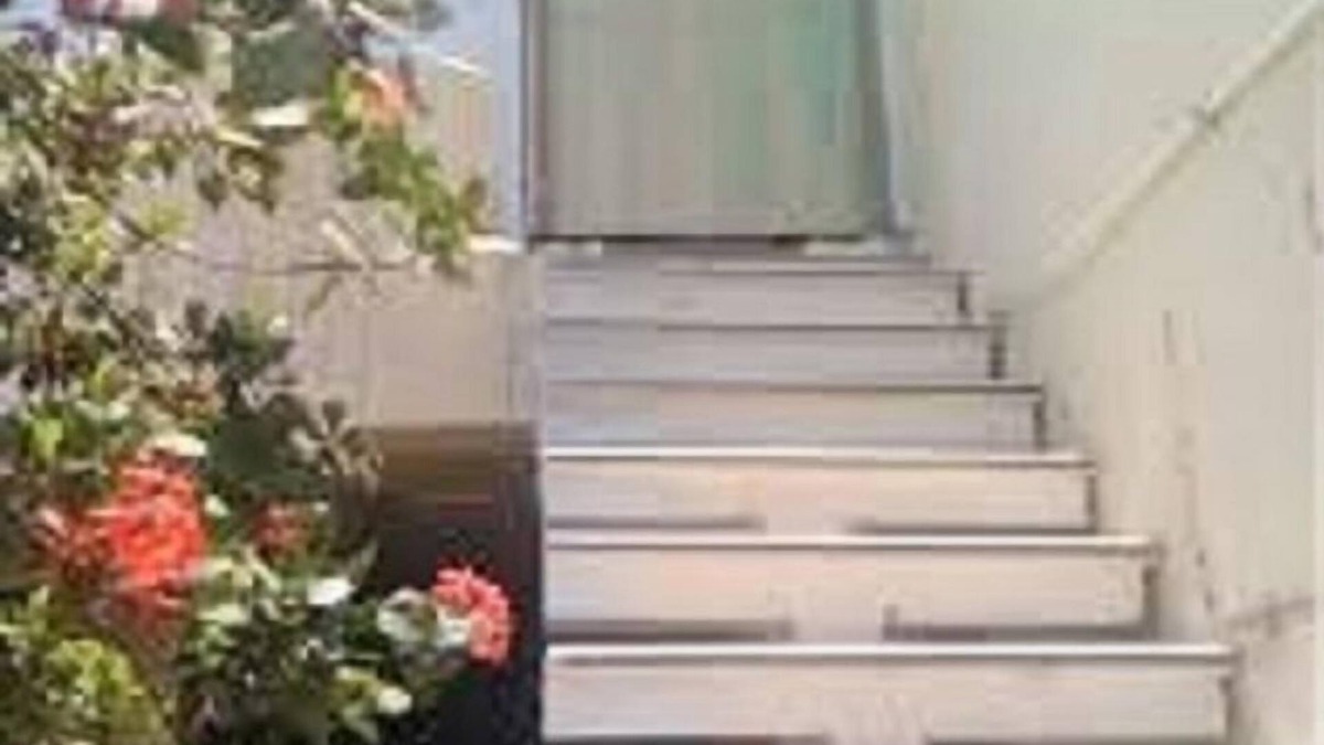 Salem Villa | HOME AWAY FROM UR SWEET HOME
