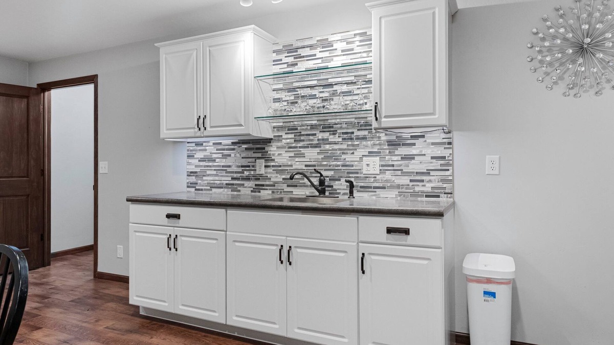 De Pere House | Home away homenn