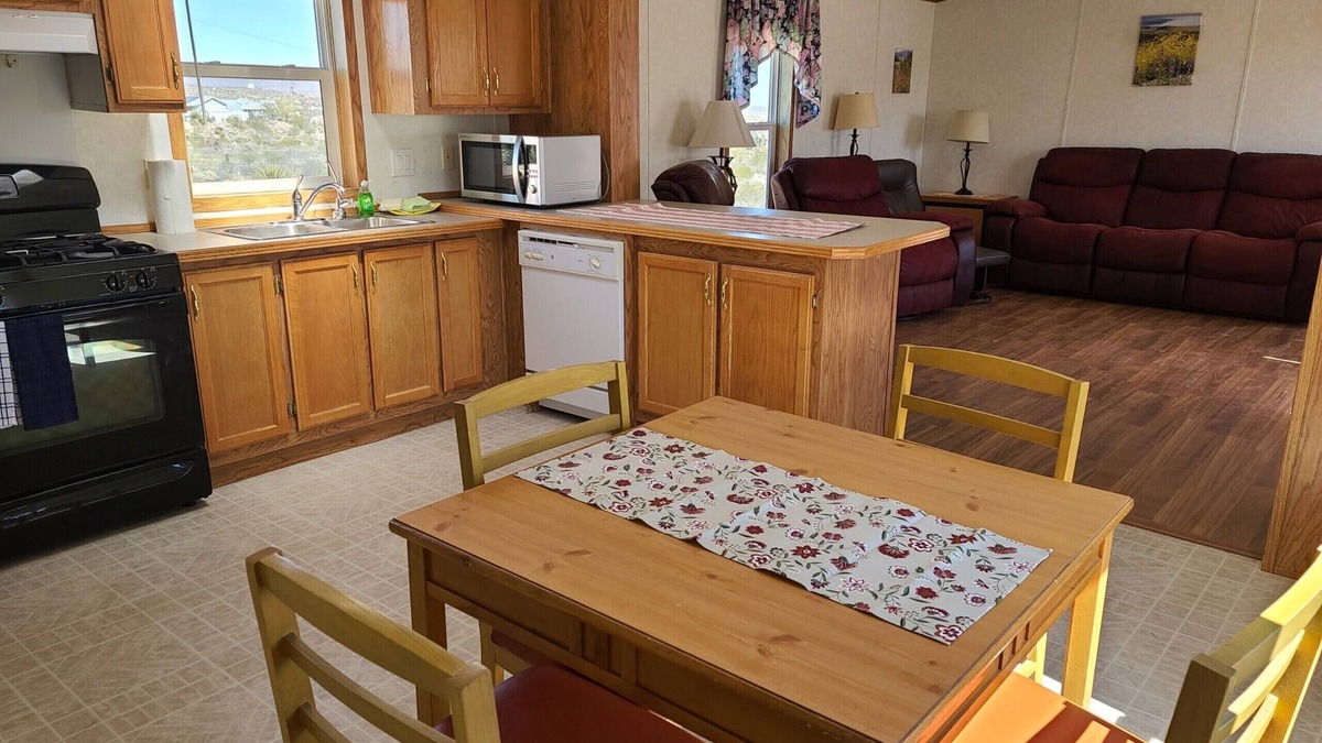 Meadview House | Home by Lake Mead and Grand Canyon West, beautiful & majestic country, sleeps 7