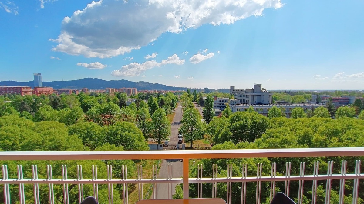 Mirafiori Sud Apartment | Home convenient for the center,green oasis, view Alps, free parking
