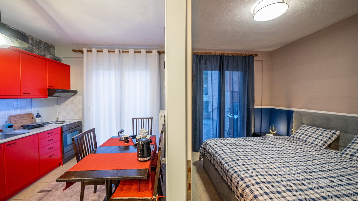 Kozani Apartment | Home for 2 in Kozani