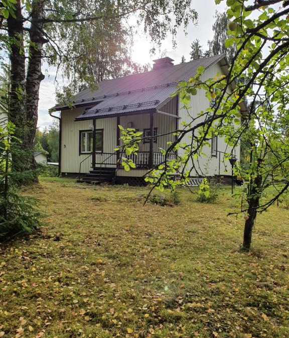 Varkaus House | Home for family, free EV CHRG