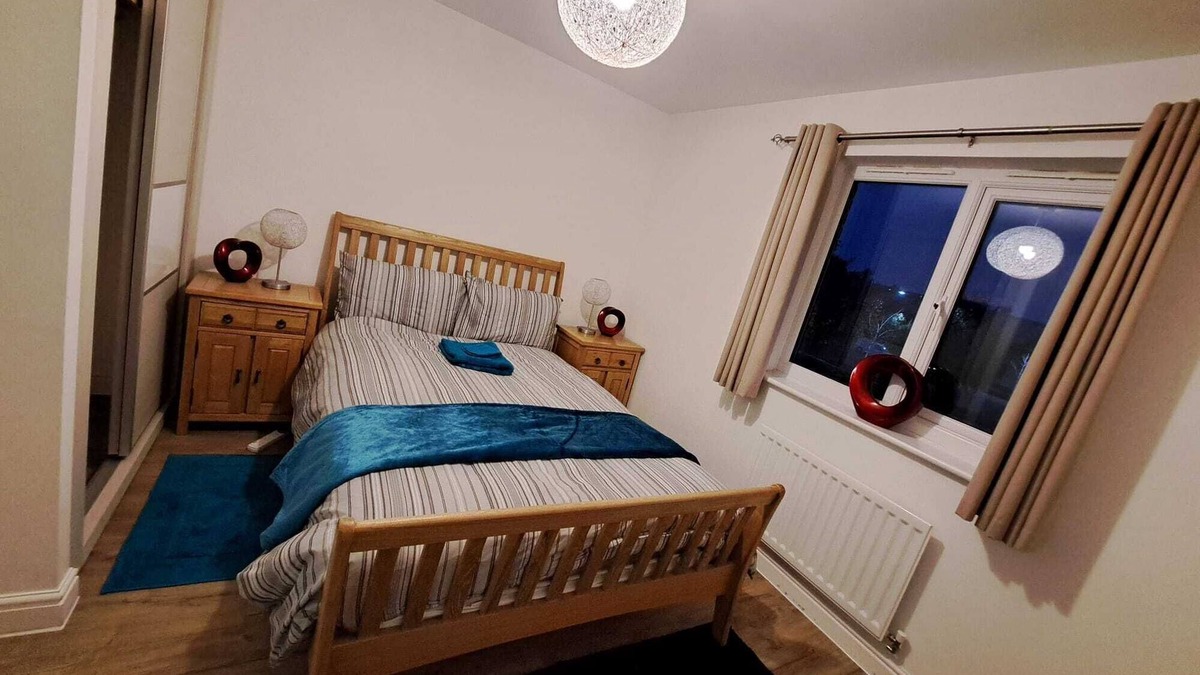 Bobbing Apartment | Home from Home Apartment 10 minutes to Sheerness Beach and Rochester Castle