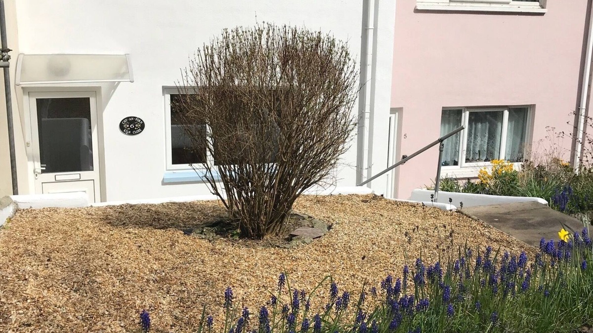 Cawsand Cottage | 'Home from Home' in this fully equipped Cottage - 5 mins walk to Cawsand beach!