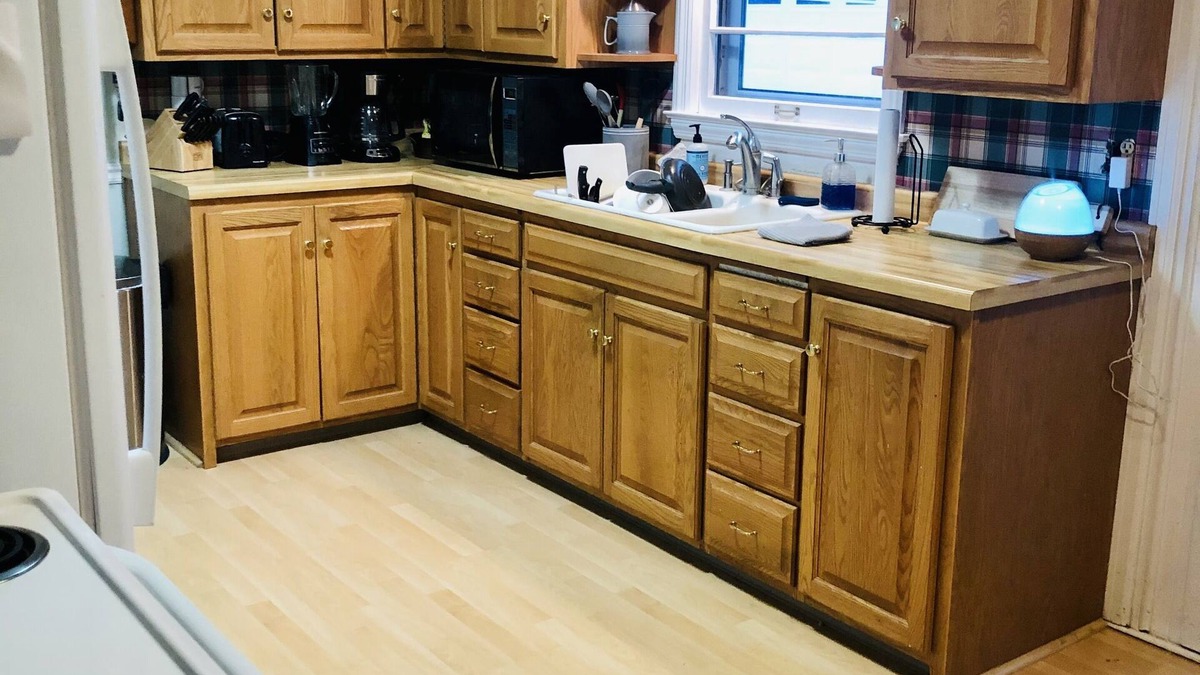 Fond du Lac House | Home in a Great Neighborhood near EAA Oshkosh