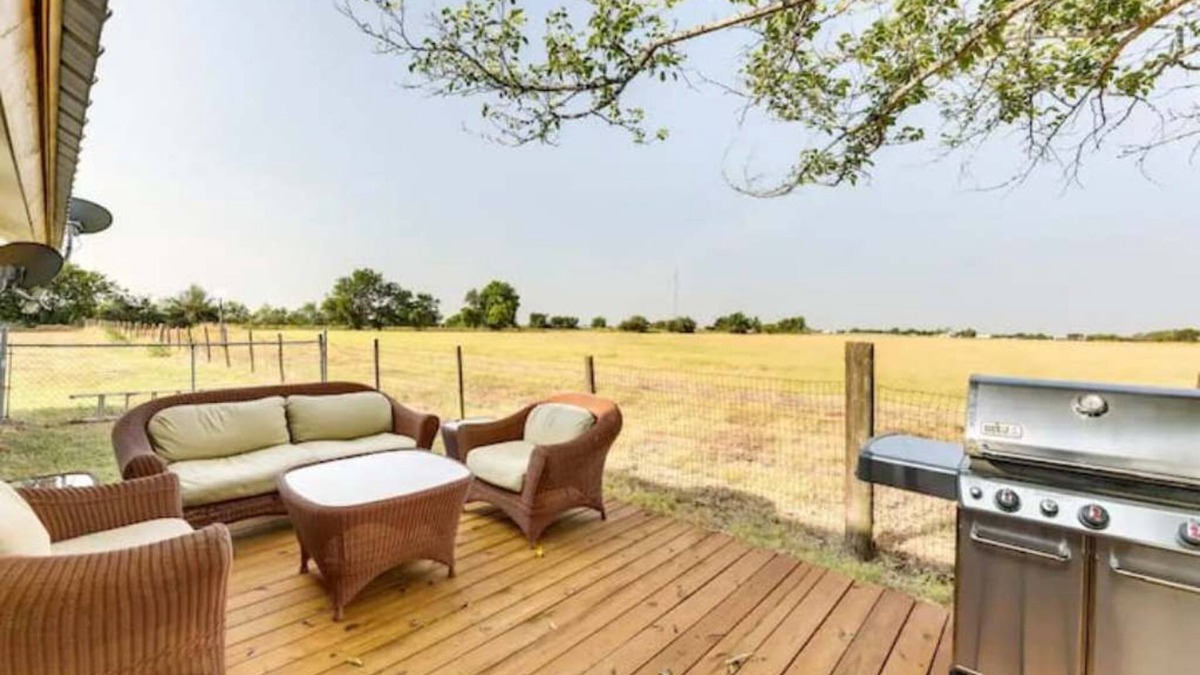 Coupland Other | Home in Coupland, Texas